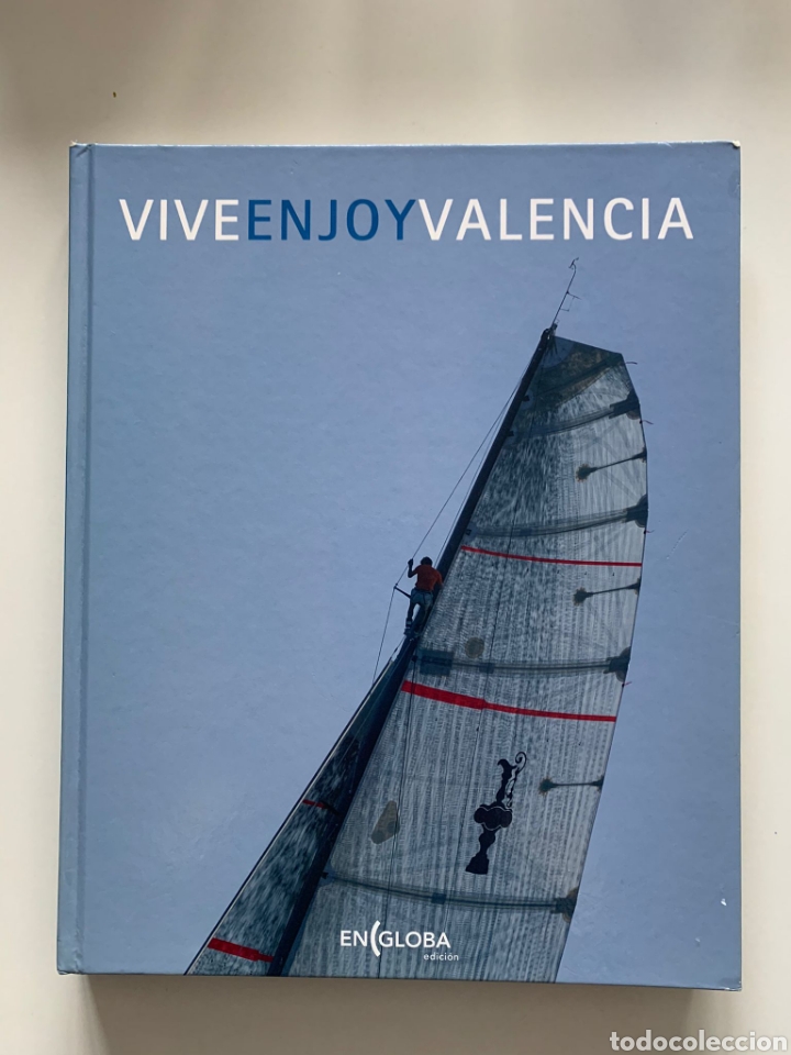Libros de segunda mano: Vive (Enjoy) Valencia. Engloba, 2005. Turismo. Gastronom&iacute;a, cultura, deportes, ocio, paisajes.