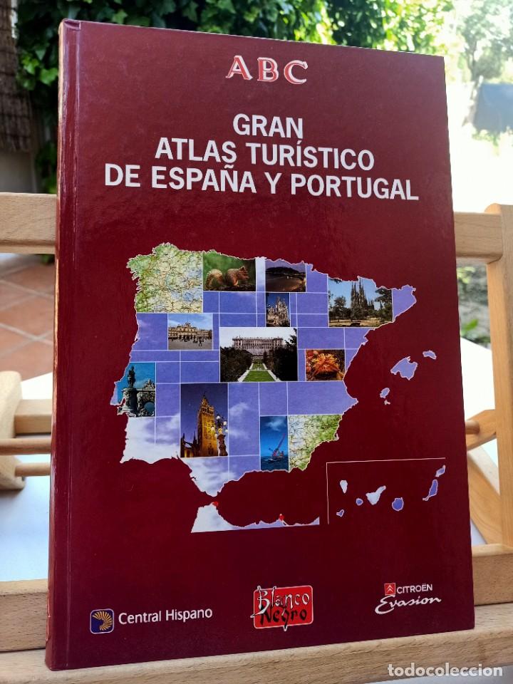 Libri di seconda mano: ABC GRAN ATLAS TUR&Iacute;STICO DE ESPA&Ntilde;A Y PORTUGAL BLANCO Y NEGRO 1994