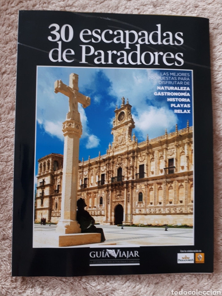 Libros de segunda mano: 30 ESCAPADAS DE PARADORES - GUIA VIAJAR