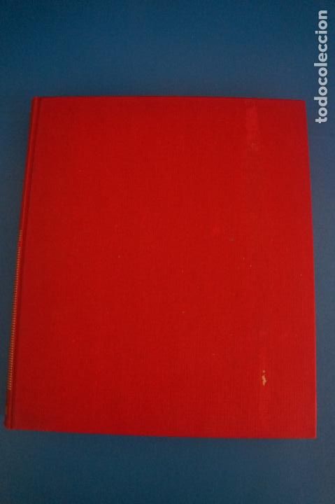 Libros de segunda mano: LIBRO DE LAS RAZAS HUMANAS 1 A&Ntilde;O 1981 DE EDICIONES DE CIESA - Foto 2
