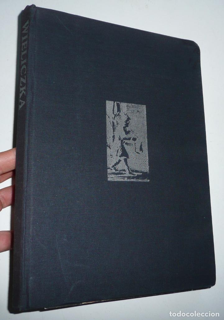 Livros em segunda m&atilde;o: Wieliczka, siedem wiek&oacute;w polskiej soli - Mariana Hanika (1988) Polonia, Cracovia. Libro en polaco