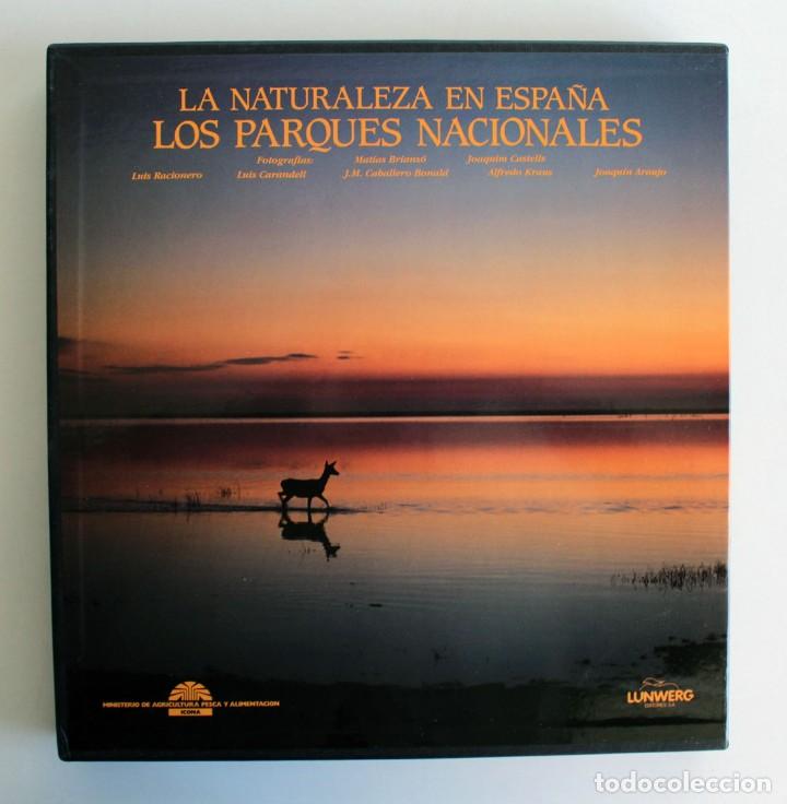 Libri di seconda mano: La naturaleza en Espa&ntilde;a. Los parques nacionales. VV. AA.