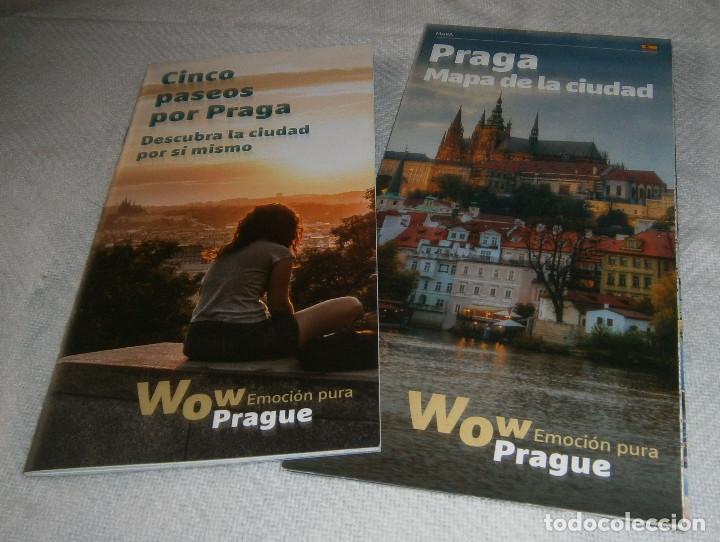 Gebrauchte B&uuml;cher: cinco paseos por Praga descubra la ciudad por si mismo + mapa de la ciudad
