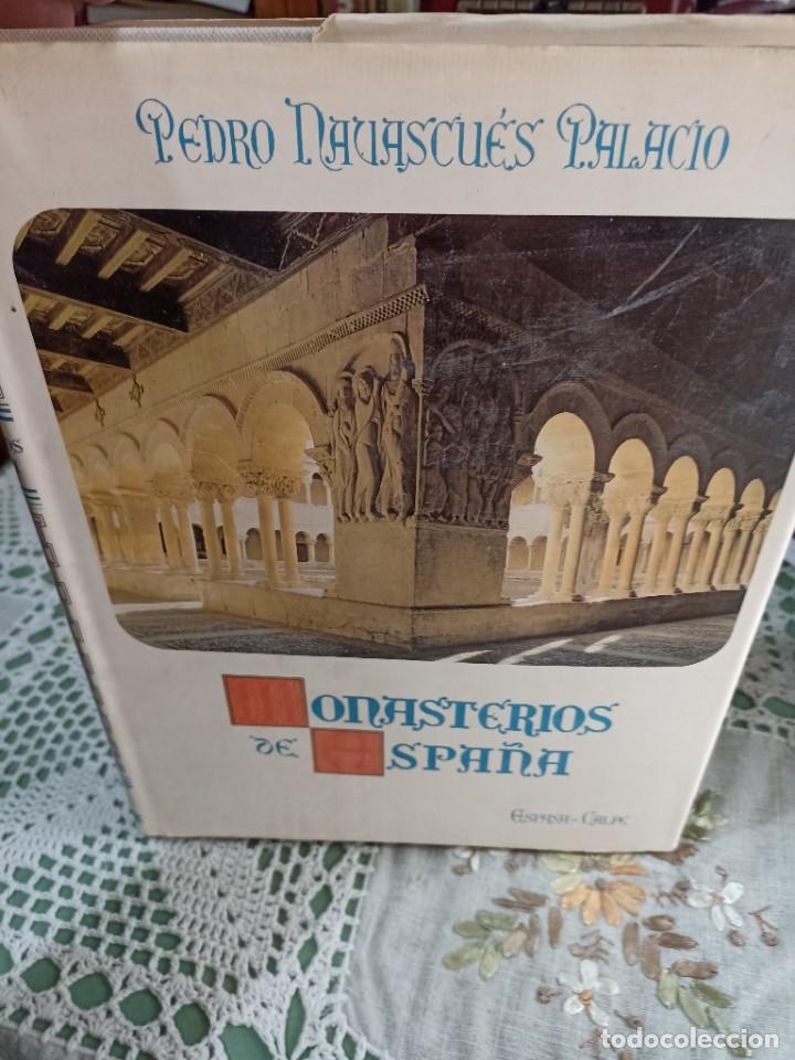 Gebrauchte B&uuml;cher: Pedro Navascues Palacio. Monasterios de Espa&ntilde;a