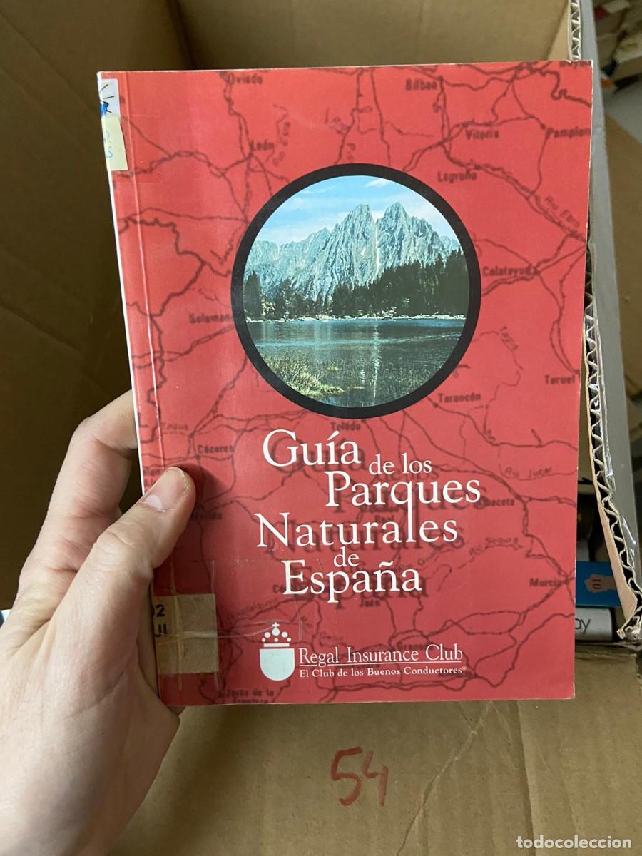 Libros de segunda mano: CAJA54, GUIA DE LOS PARQUES NATURALES DE ESPA&Ntilde;A