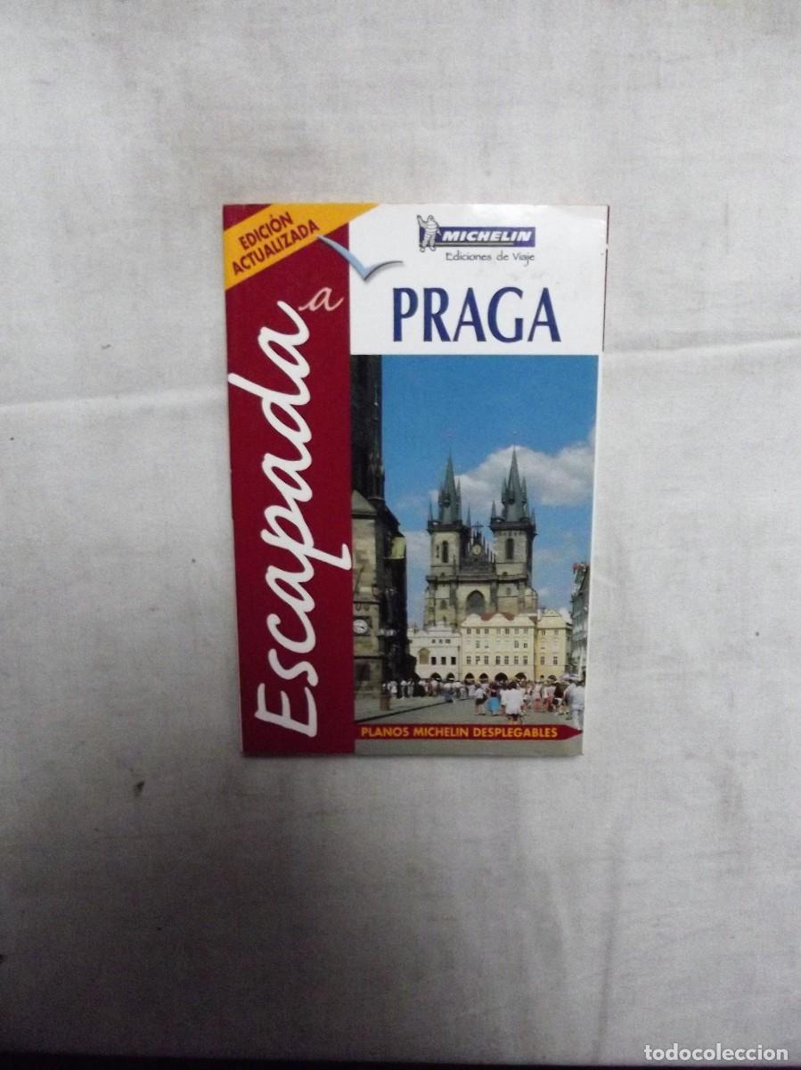 Libros de segunda mano: ESCAPADA A PRAGA - Foto 1