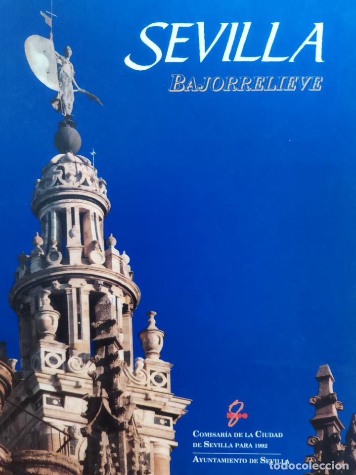 Libros de segunda mano: Sevilla bajorrelieve - Foto 1