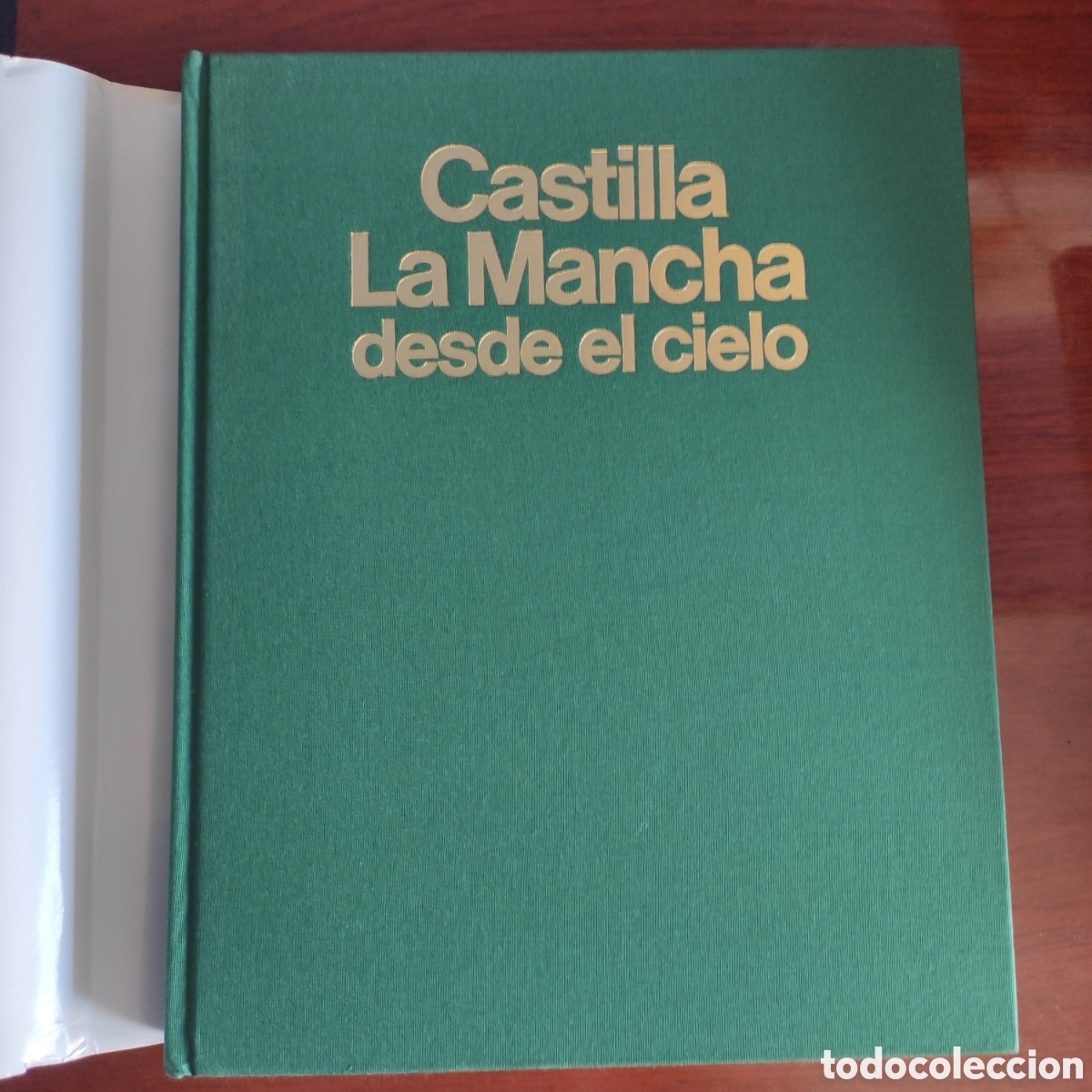 Libros de segunda mano: CASTILLA LA MANCHA DESDE EL CIELO - Foto 1