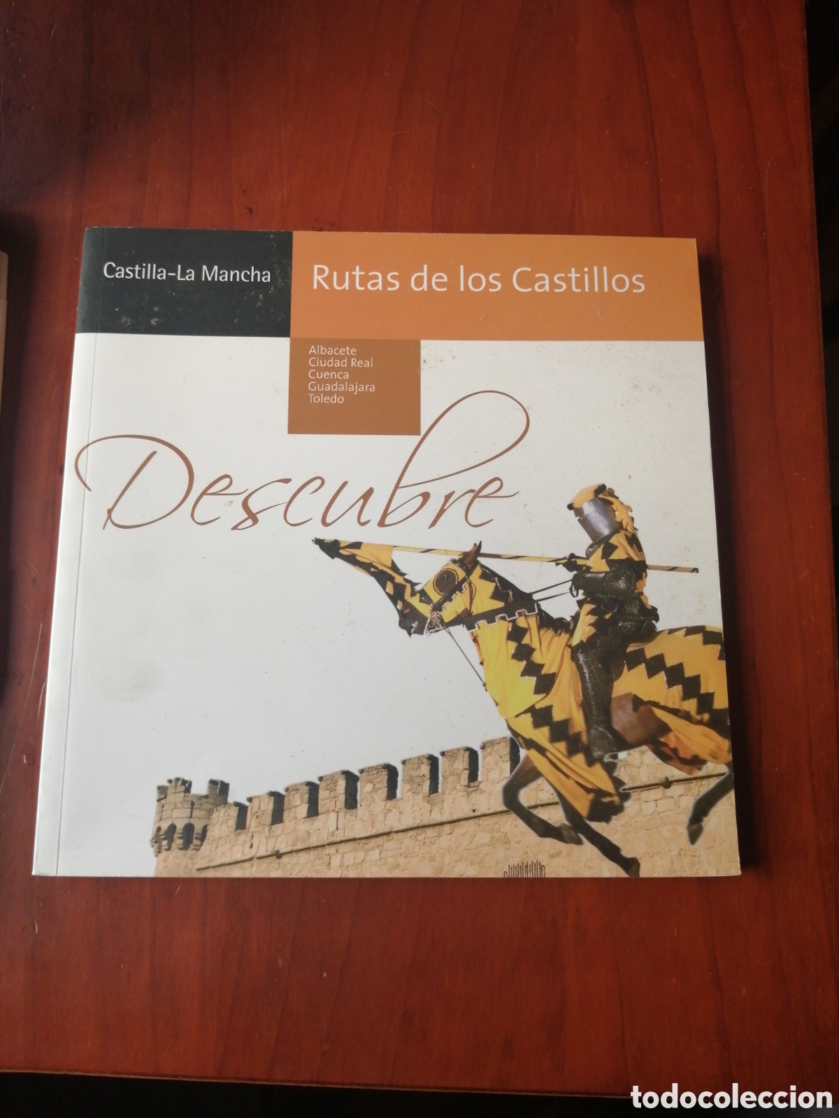 Libros de segunda mano: GUIA RUTA DE LOS CASTILLOS CASTILLA LA MANCHA (DESCUBRE) 112 PAGINAS MAPAS FOTOGRAFIAS
