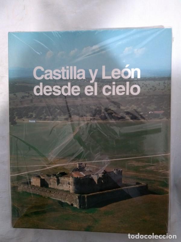 Libros de segunda mano: Castilla y Leon desde el cielo - Foto 1