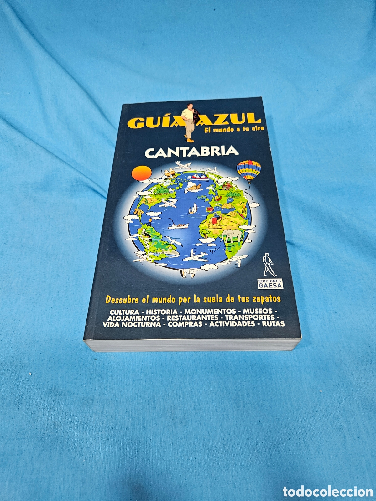 Libros de segunda mano: GUIA AZUL, EL MUNDO A TU AIRE. CANTABRIA