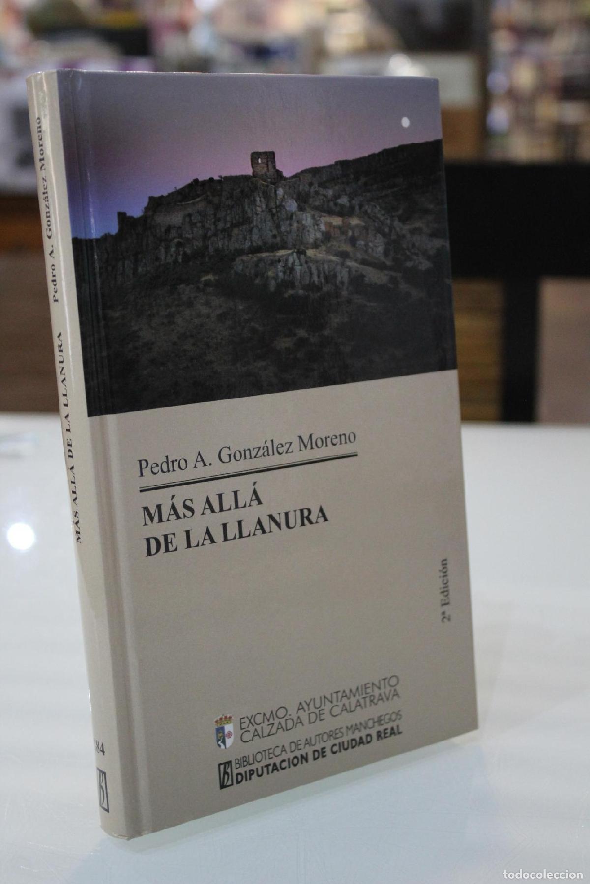 Libri di seconda mano: M&aacute;s all&aacute; de la llanura - Gonz&aacute;lez Moreno, Pedro A