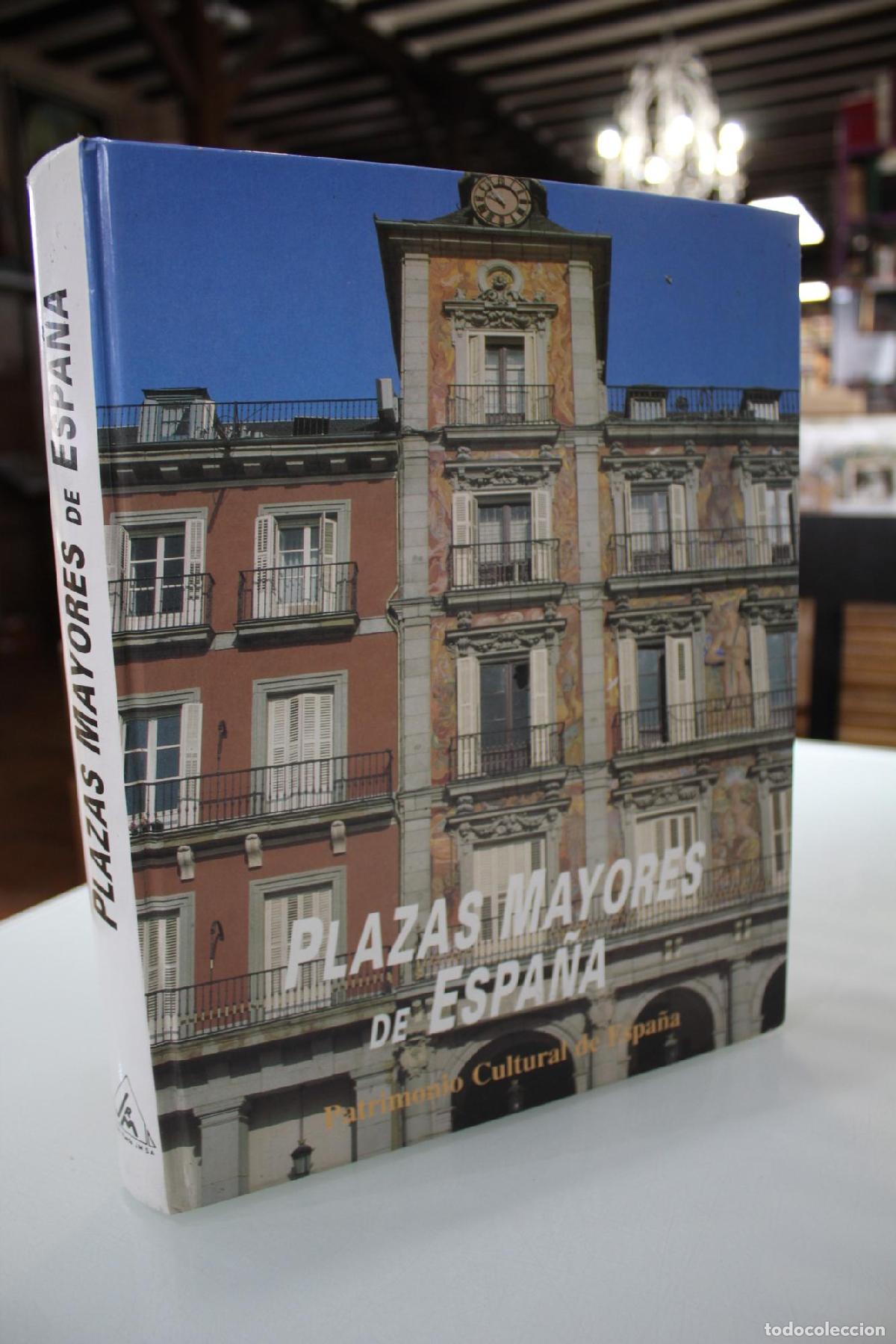 Libri di seconda mano: Plazas Mayores de Espa&ntilde;a - Avellanosa, Teresa.