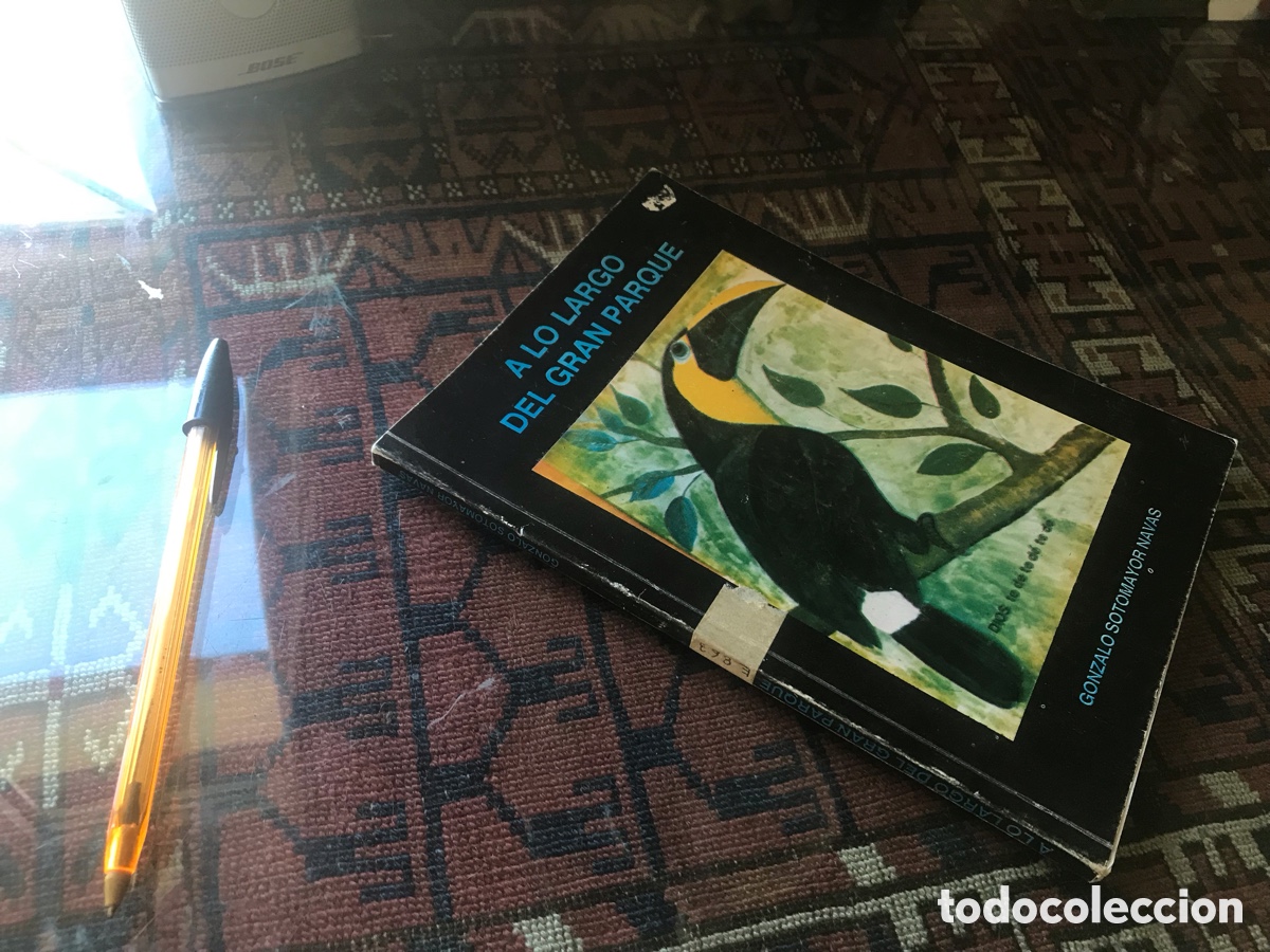 Libros de segunda mano: A lo largo del gran parque. Gonzalo Sotomayor Navas 1991