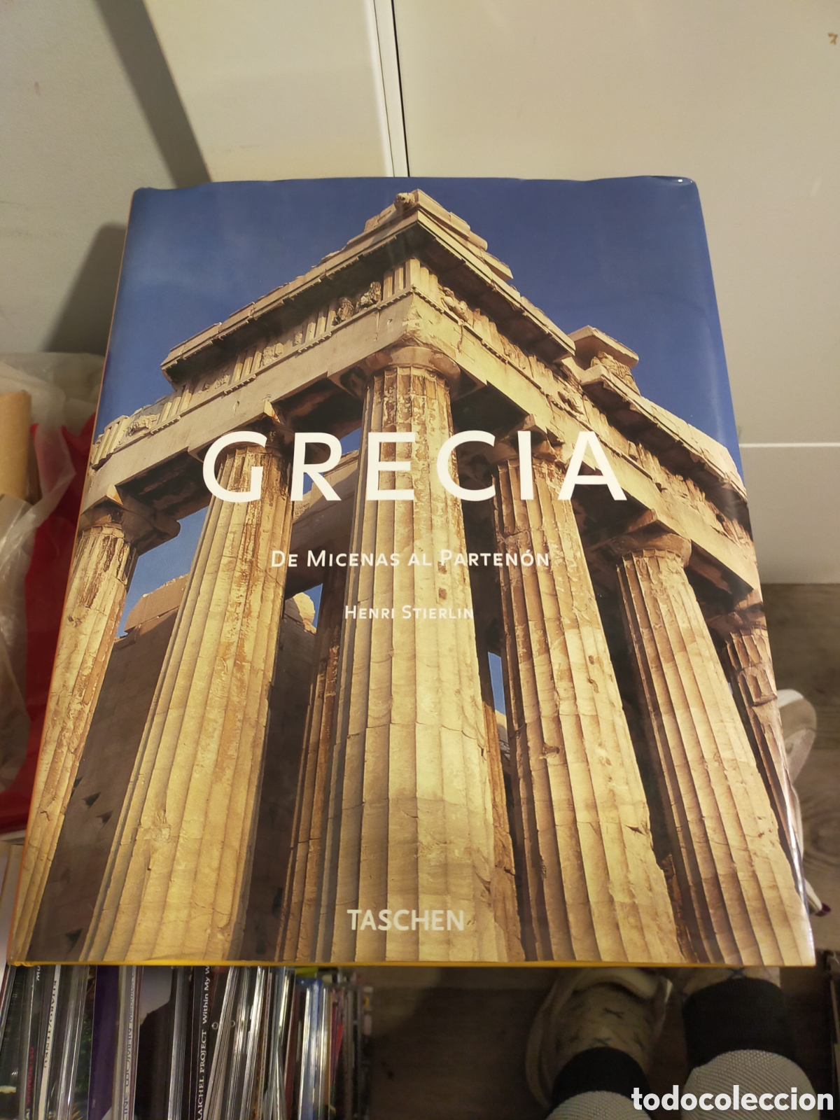 Libros de segunda mano: GRECIA DE MICENAS AL PARTENON TASCHEN BUEN ESTADO