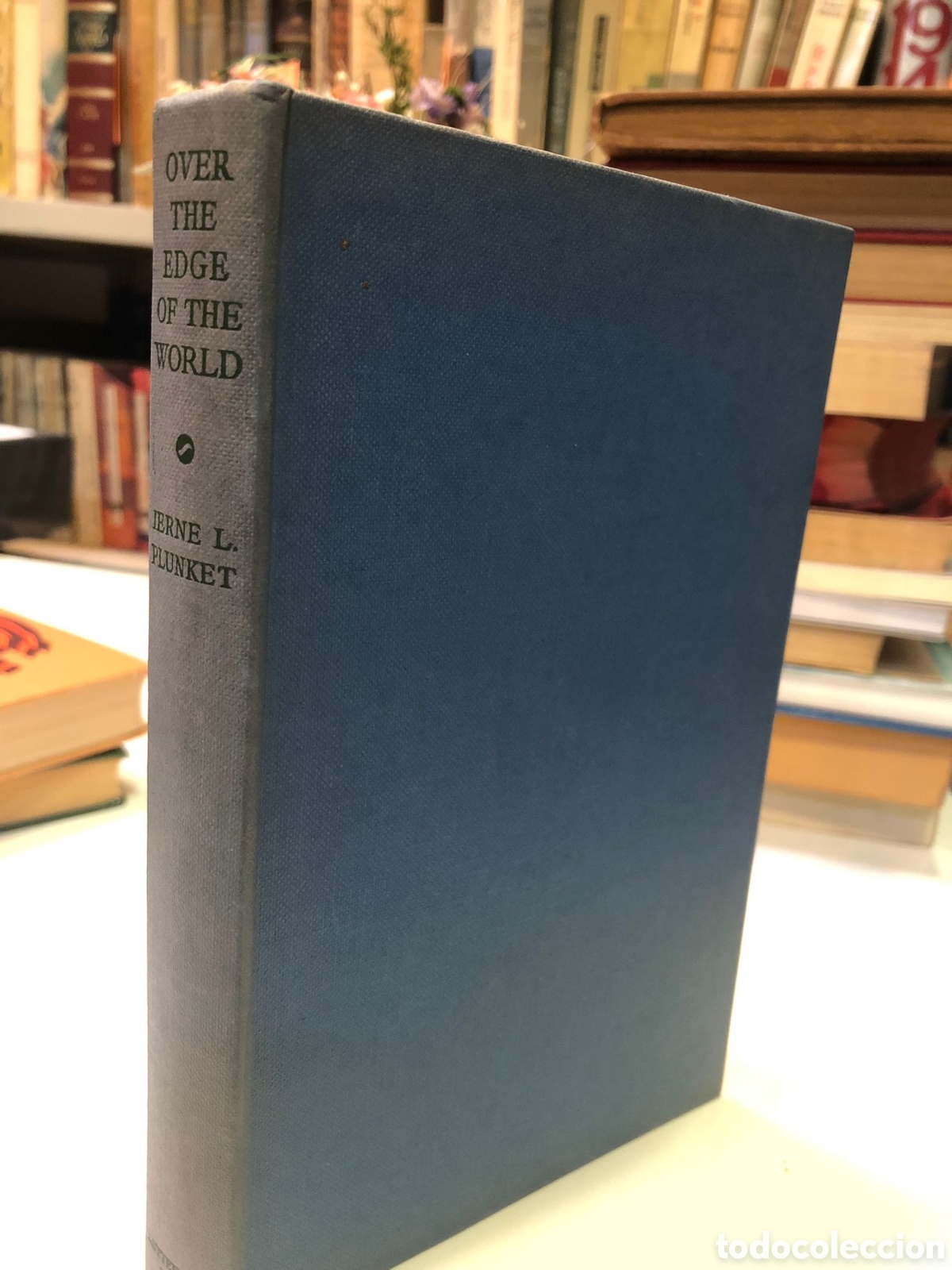 Libri di seconda mano: Over the Edge of the World. The Story of Henry the Navigator - Irene L. Plunket