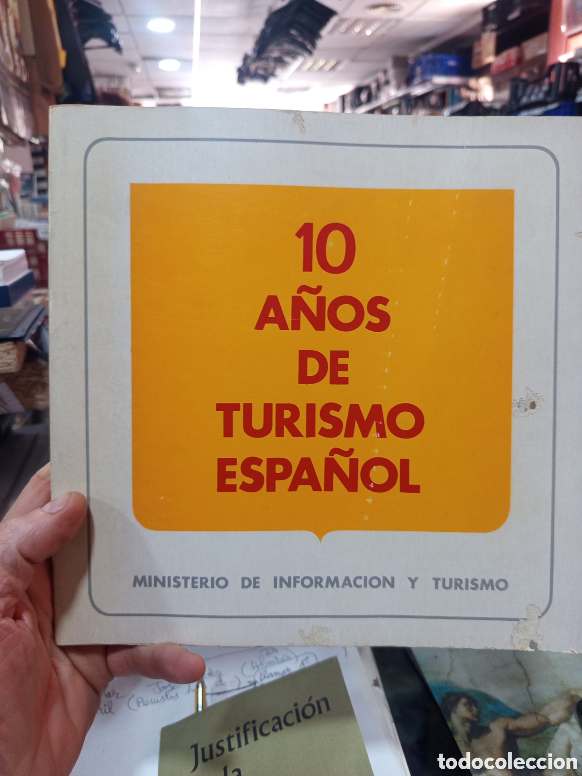 Second hand books: 10 a&ntilde;os de turismo espa&ntilde;ol. Ministerio de informaci&oacute;n y turismo. Nunca vendido en TC