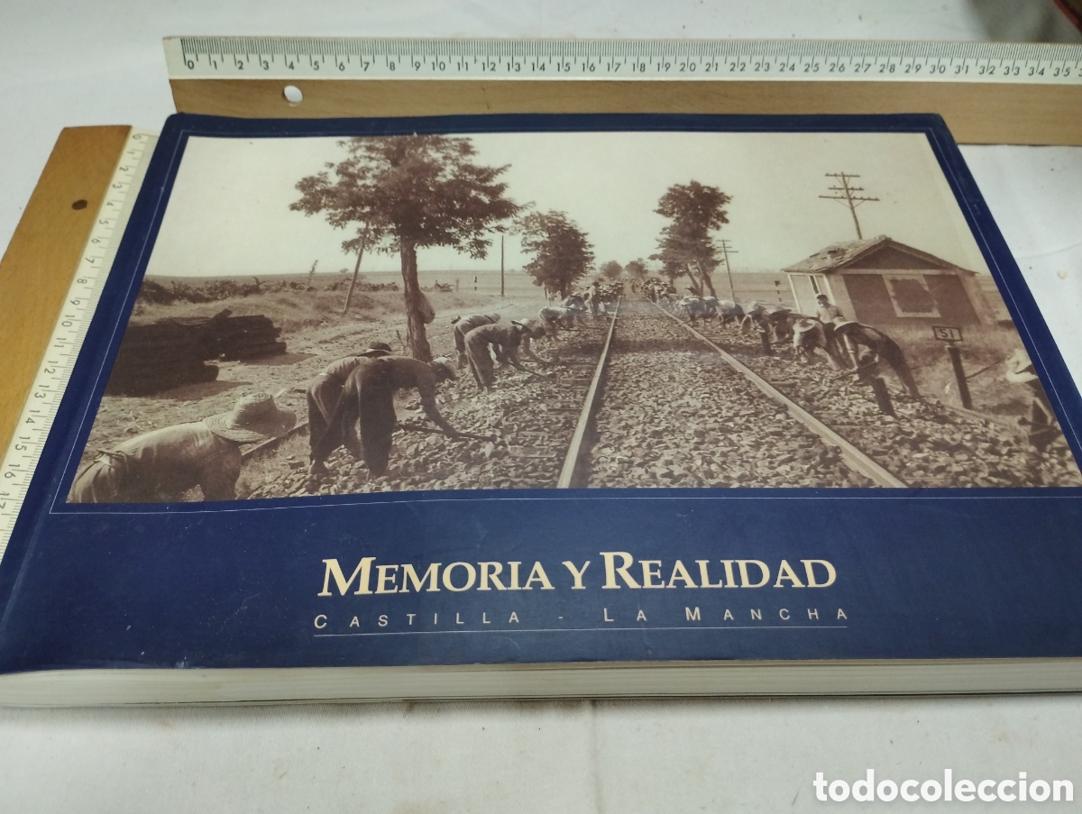 Libros de segunda mano: Memoria y realidad. Castilla la Mancha. 1999