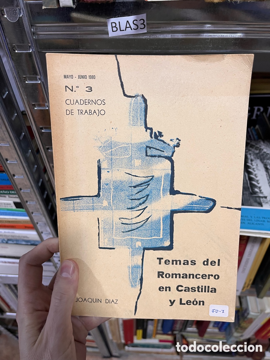 Libros de segunda mano: Blas3 D&Iacute;AZ, Joaqu&iacute;n. Temas del romancero en Castilla y Le&oacute;n