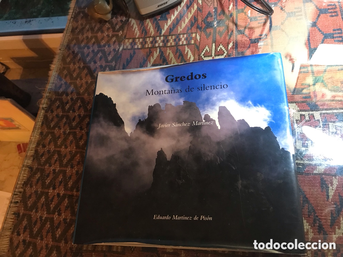 Libros de segunda mano: Gredos. Monta&ntilde;as de silencio. Javier S&aacute;nchez Mart&iacute;nez. Eduardo Mart&iacute;nez de Pis&oacute;n