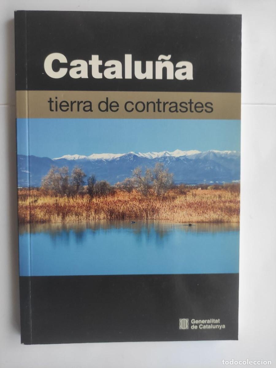 Libros de segunda mano: Catalu&ntilde;a tierra de contrastes Autor: Vv.Aa. 1&ordf; edici&oacute;n 2003. Con DVD