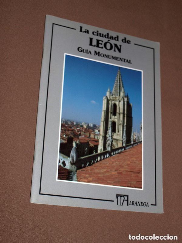 Libros de segunda mano: LA CIUDAD DE LE&Oacute;N. GU&Iacute;A MONUMENTAL. Ricardo PUENTE. Editorial Albanega, 1997. VER ++