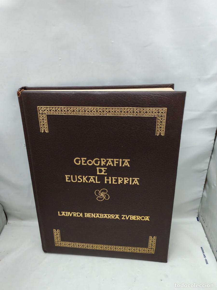 Libri di seconda mano: Geograf&iacute;a de Euskal Herria V (5): Laburdi, Benabarra, Zuberoa (1&ordf; edici&oacute;n, sin sobrecubierta)