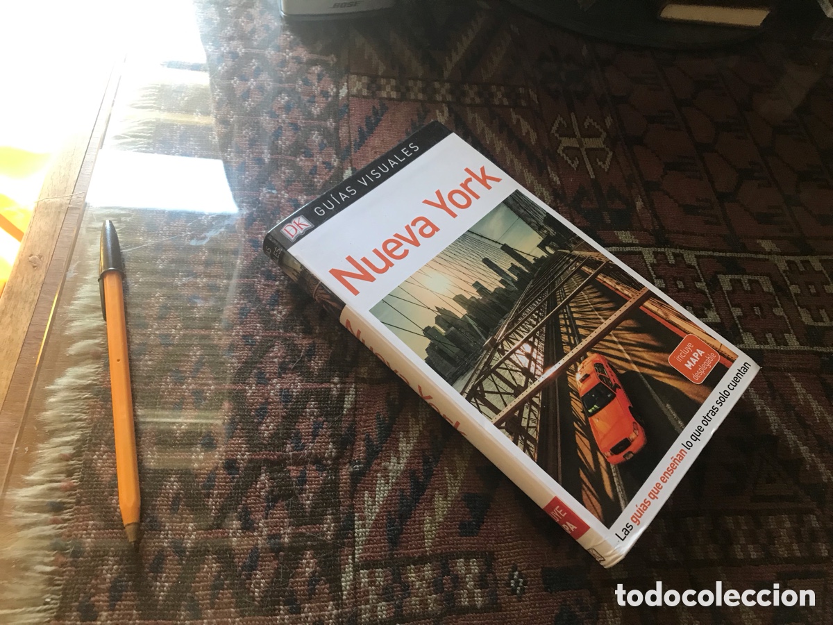 Libros de segunda mano: Nueva York. Gu&iacute;as universales. DK. Incluye mapa desplegable.
