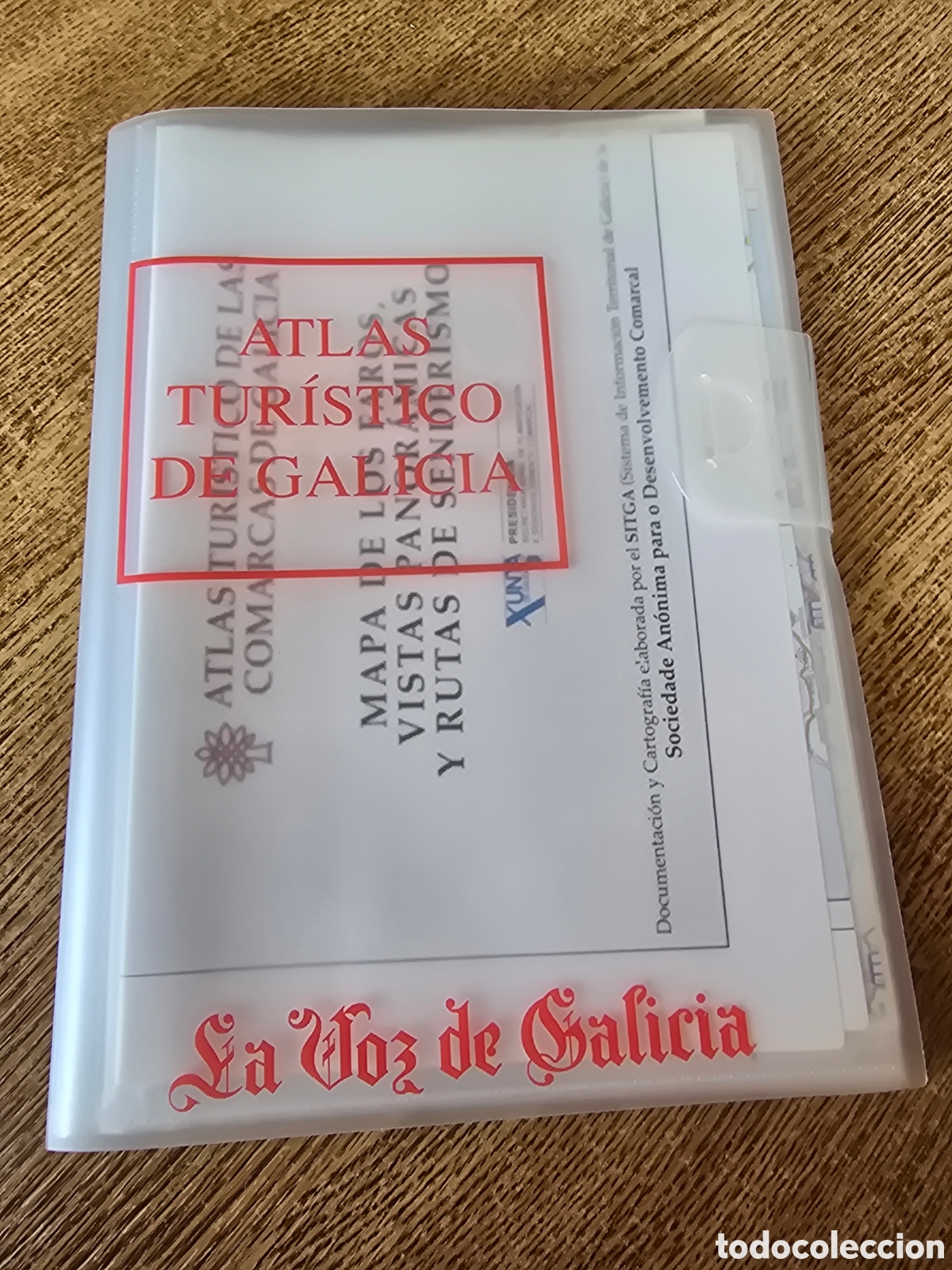 Libros de segunda mano: ATLAS TURISTICO DE GALICIA La voz de Galicia 14 mapas desplegables SITGA
