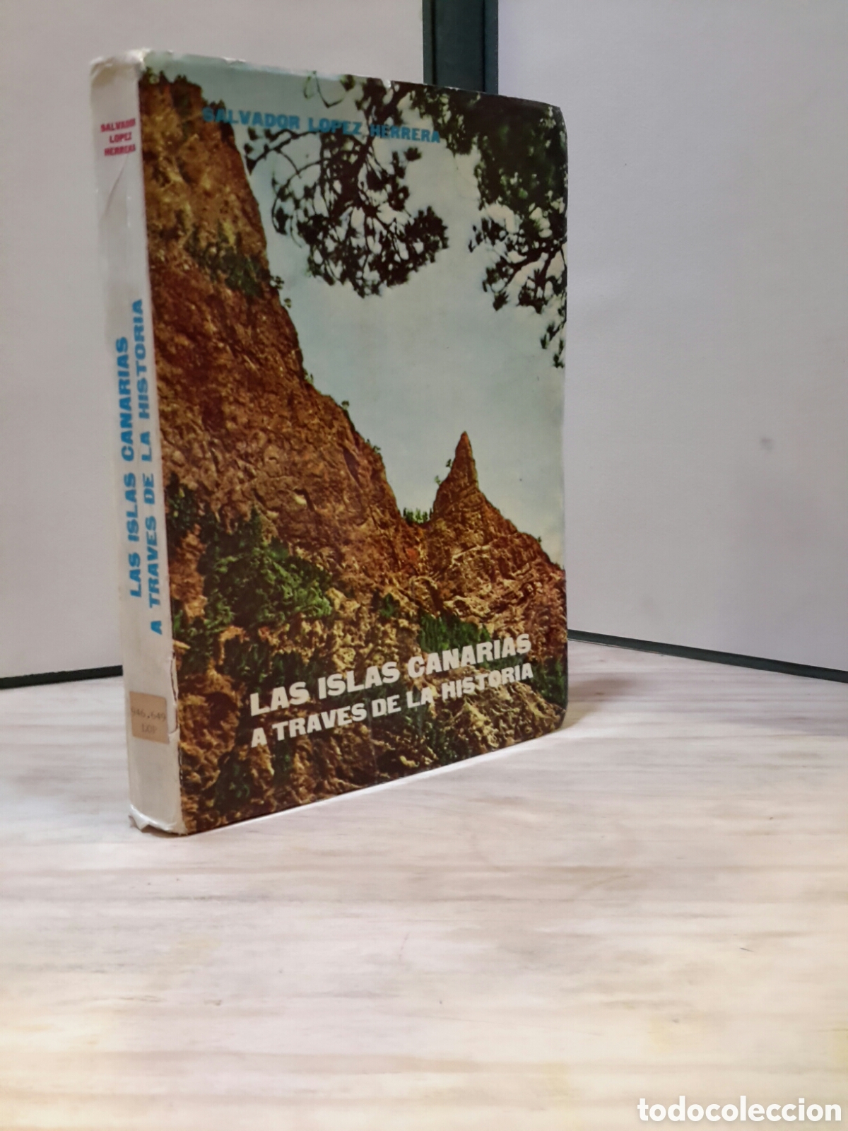 Livros em segunda m&atilde;o: Las islas canarias a traves de la historia