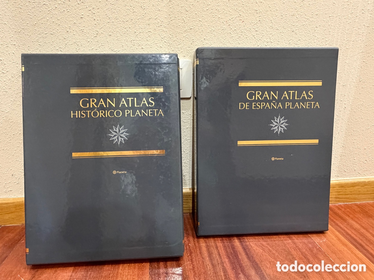 Libros de segunda mano: Lote 2 libros gran atlas planeta (hist&oacute;rico y espa&ntilde;a) + estuches