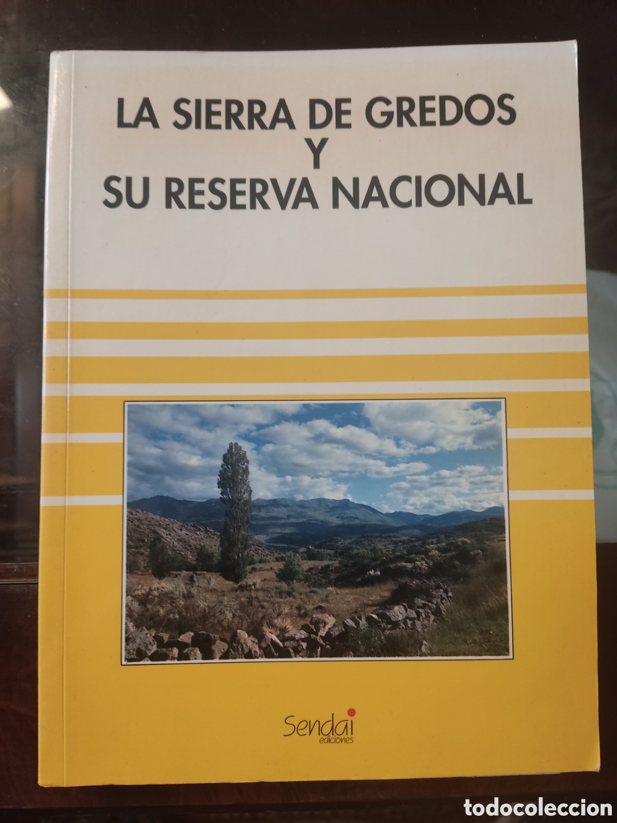 Libros de segunda mano: La sierra de Gredos y su reserva natural