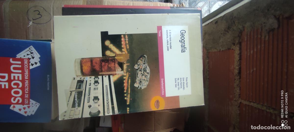 Libros de segunda mano: Geograf&iacute;a. El medio f&iacute;sico y los recursos naturales / Gine Albadalejo, Rosa Asc&oacute;n, Anna bastida, M&ordf;