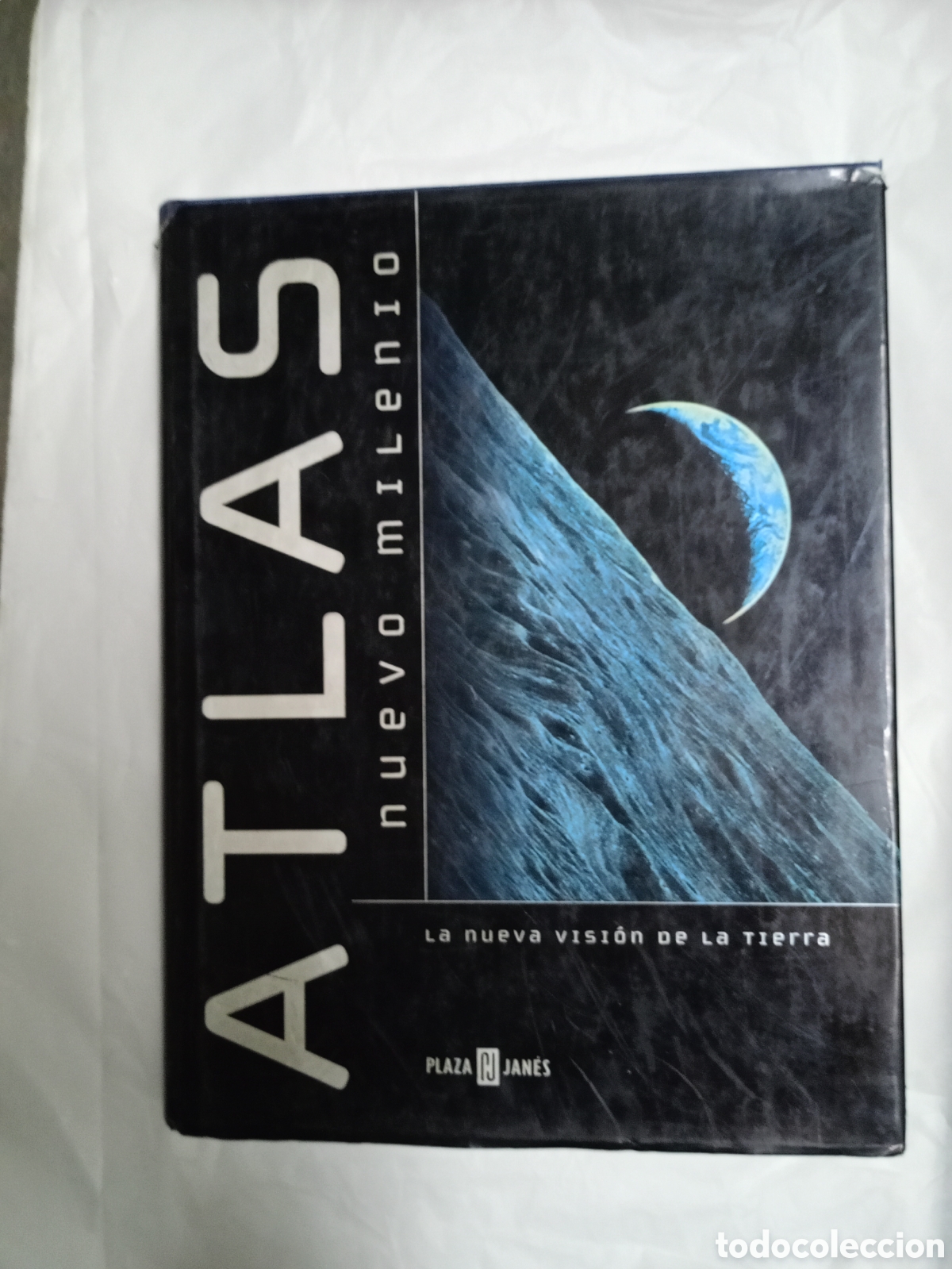 Libros de segunda mano: ATLAS NUEVO MILENIO LA NUEVA VISION DE LA TIERRA. FORMATO GRANDE