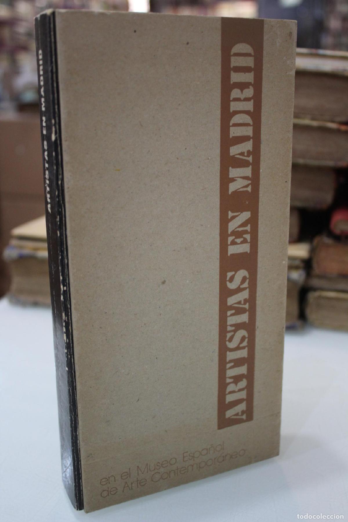 Libri di seconda mano: Artistas en Madrid en el Museo Espa&ntilde;ol de Arte Contempor&aacute;neo. - Caruncho Amat, Luis. (Dir.)
