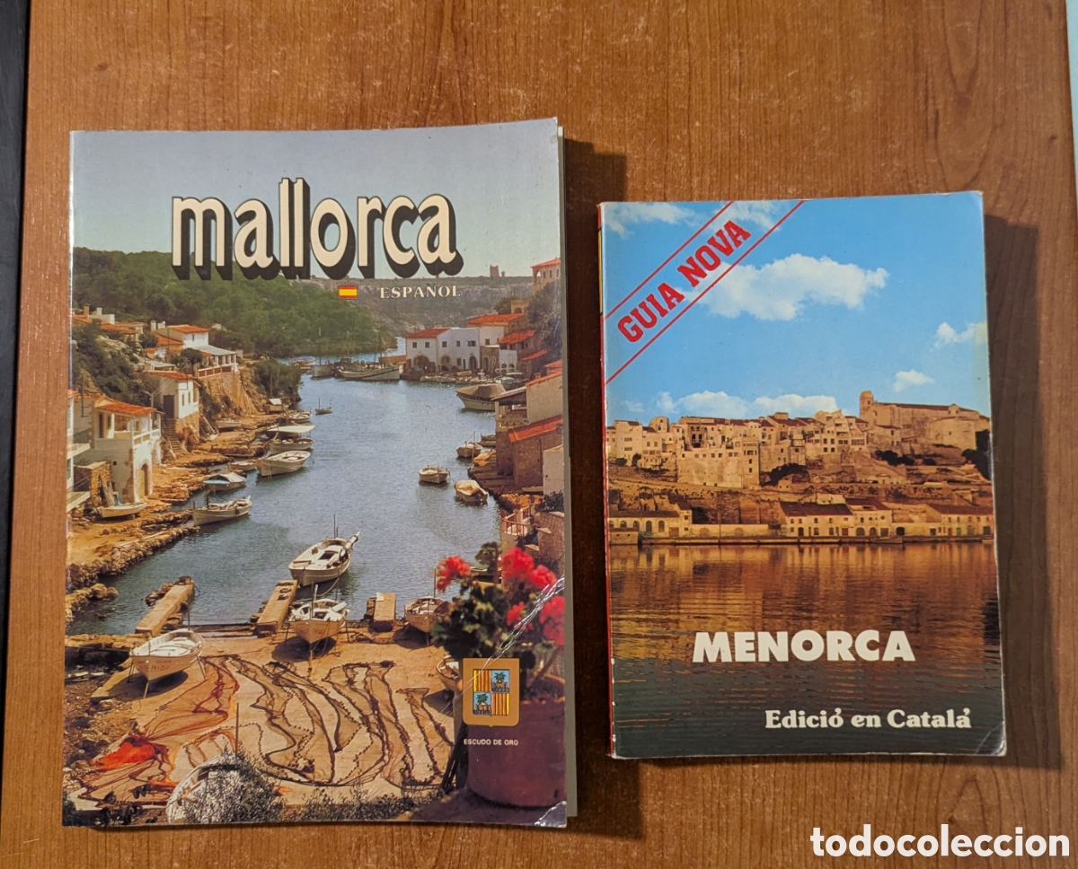 Libros de segunda mano: Dues guies illes Balears. Mallorca Escudo de oro. Menorca Nova guia.