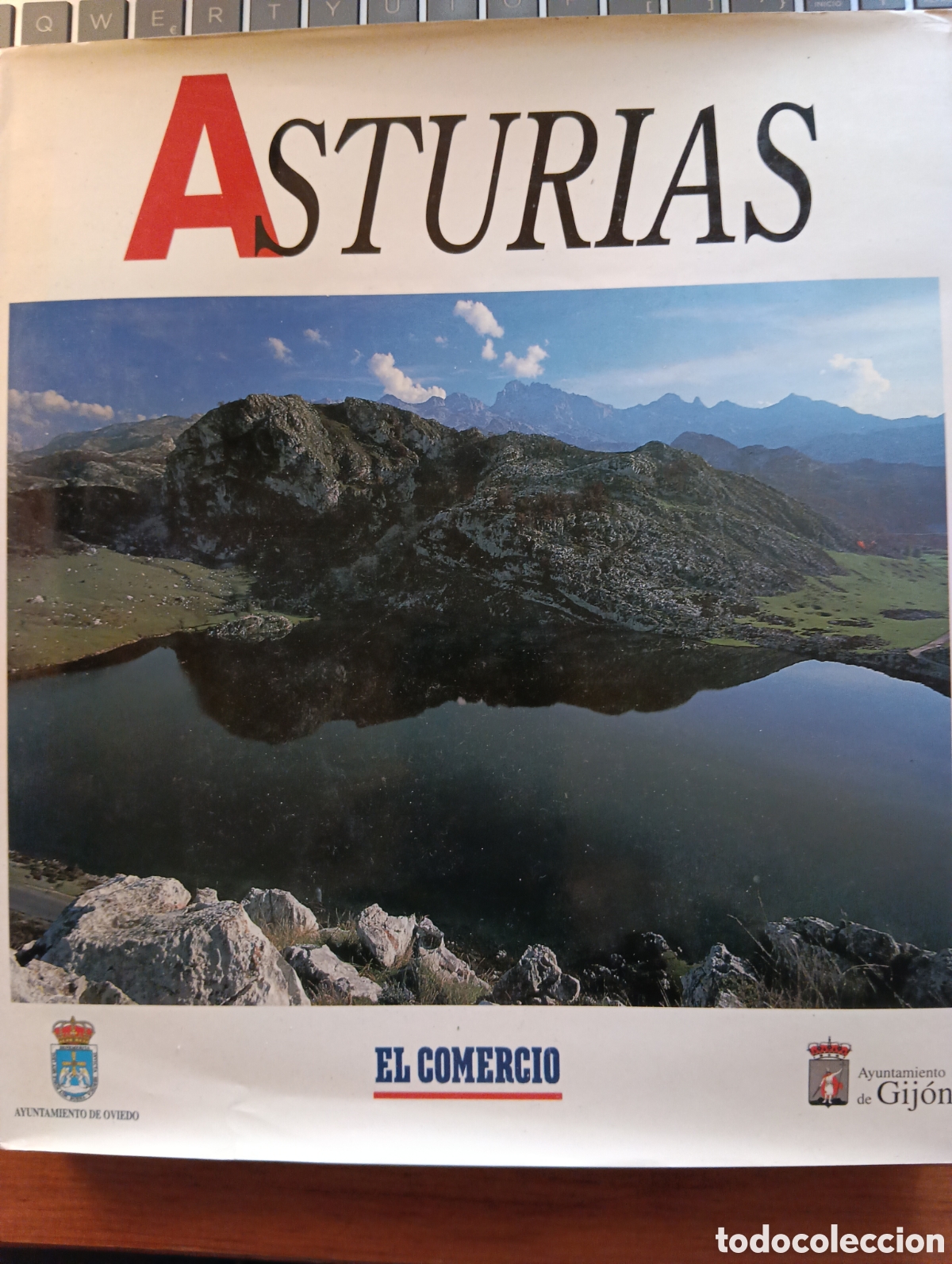 Gebrauchte B&uuml;cher: Asturias, El Comercio, fotograf&iacute;a juan Jos&eacute; Lobo