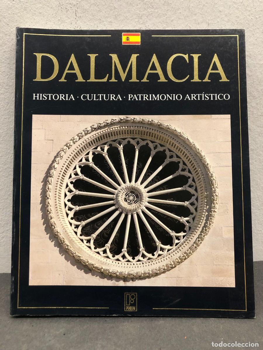 Libri di seconda mano: DALMACIA - HISTORIA, CULTURA, PATRIMONIO ART&Iacute;STICO - ANTUN TRAVIRKA - FORUM - 2005 / 1274