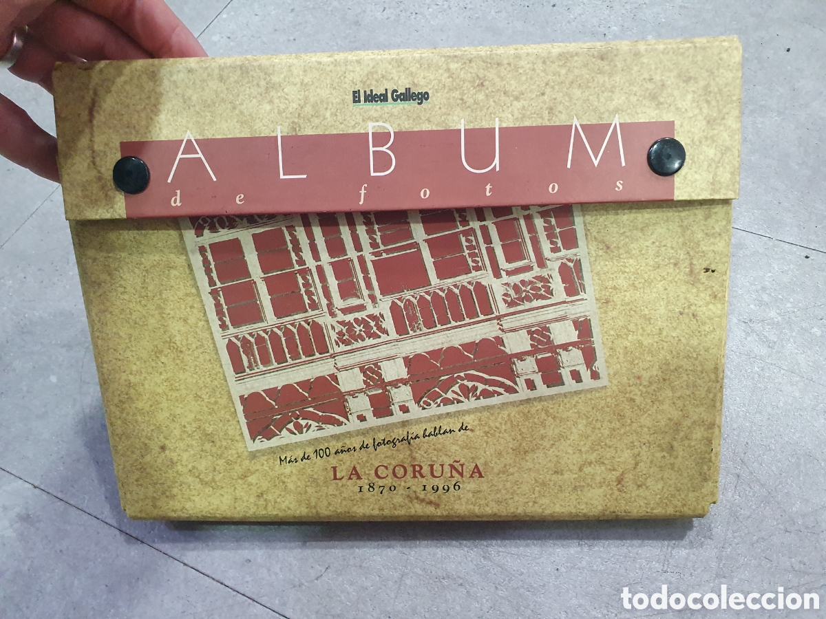 Second hand books: Album de fotos de La Coru&ntilde;a. El Ideal Gallego. (L132)