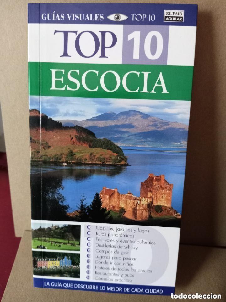 Libros de segunda mano: TOP 10 ESCOCIA - ED. EL PAIS AGUILAR