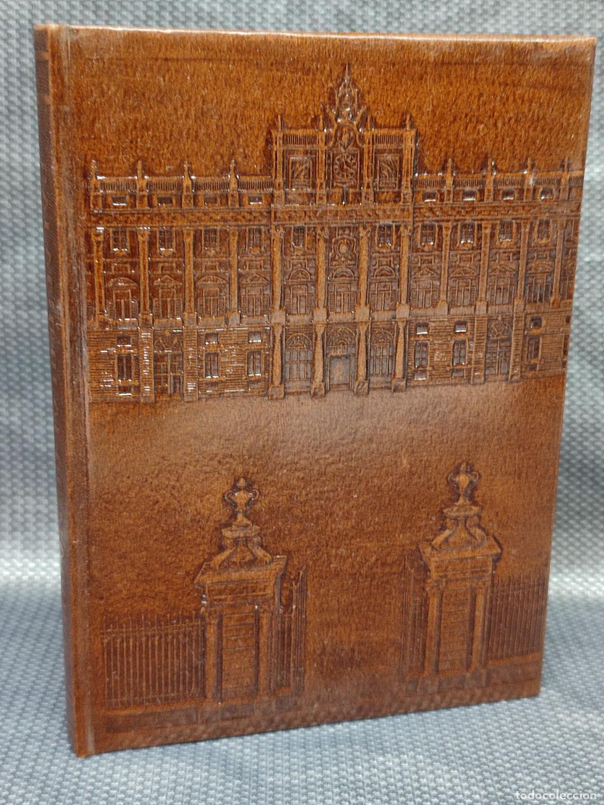 Libros de segunda mano: PALACIO REAL DE MADRID. GUIA TURISTICA 1971. M. LOPEZ SERRANO. ENCUADERNACION DE LUJO