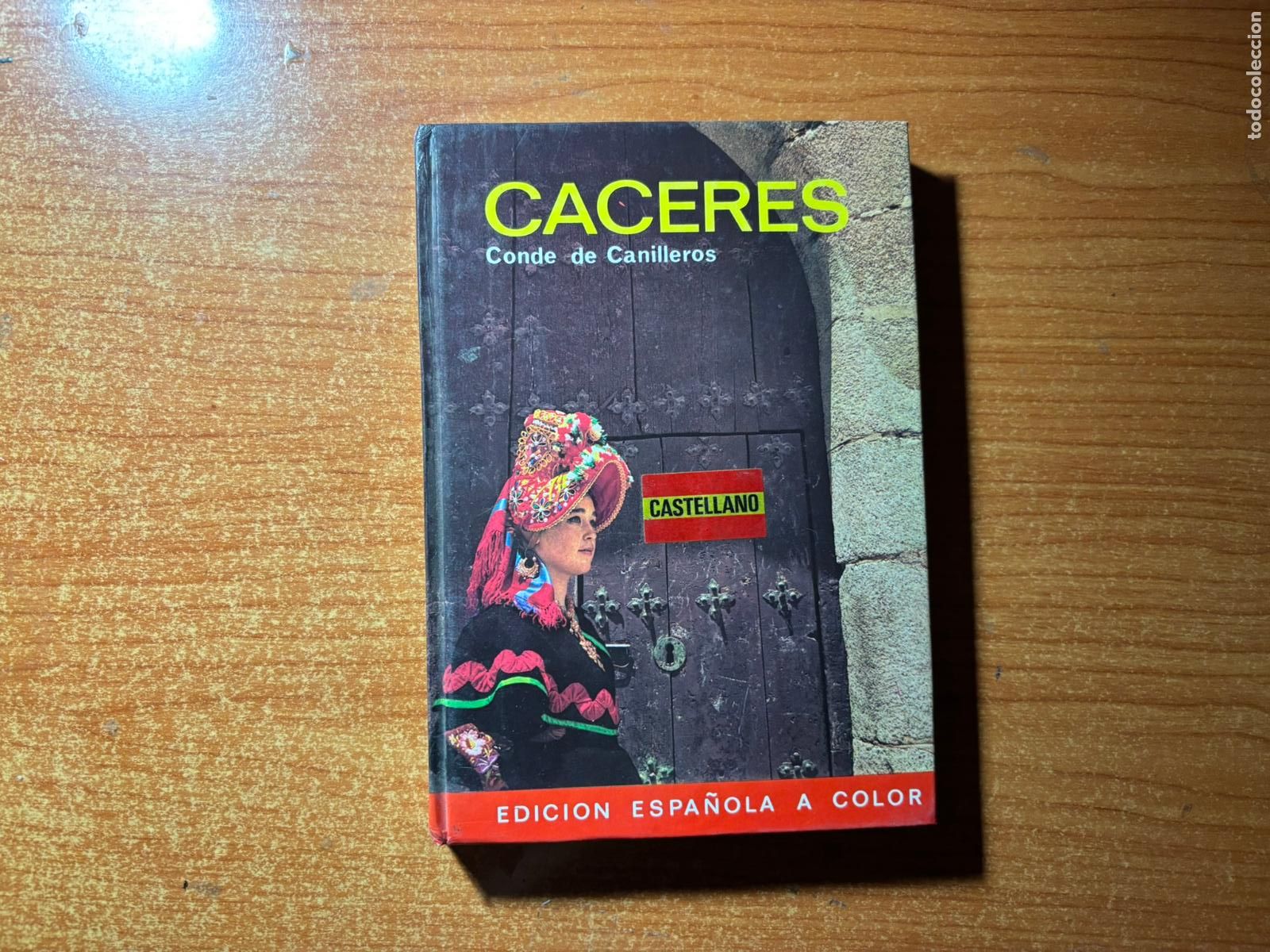 Libros de segunda mano: GUIA C&Aacute;CERES CONDE DE CANILLEROS EDITORIAL EVEREST