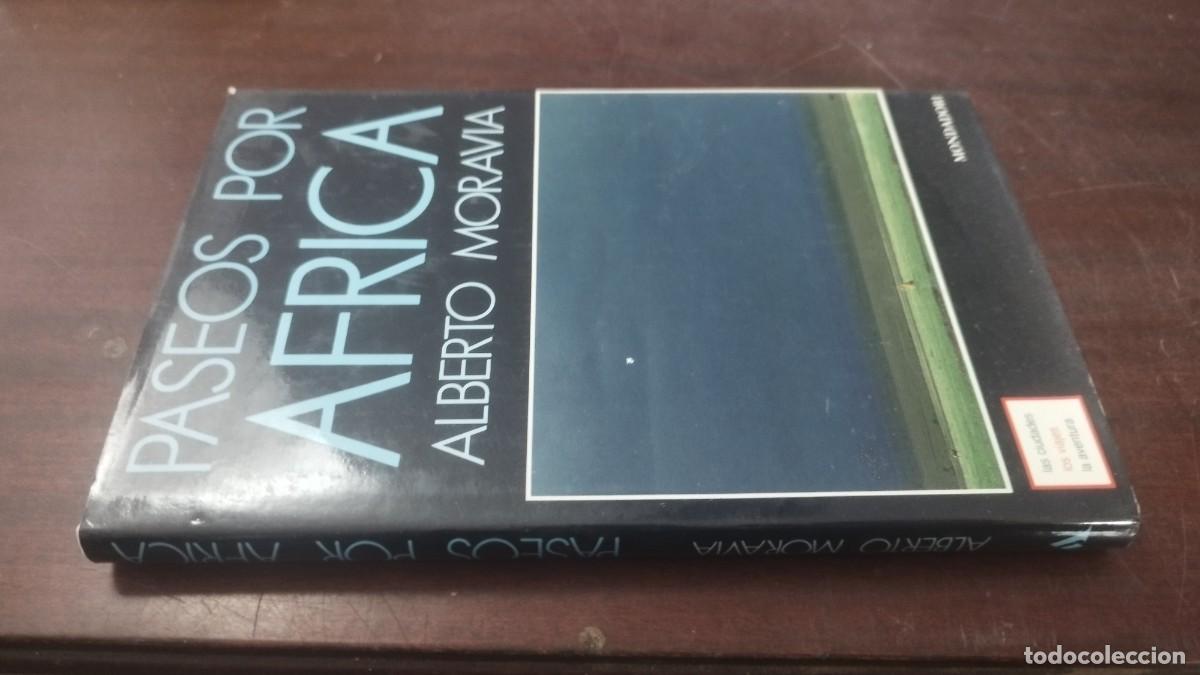Libros de segunda mano: PASEOS POR AFRICA / ALBERTO MORAVIA / Z603 / MONDADORIO