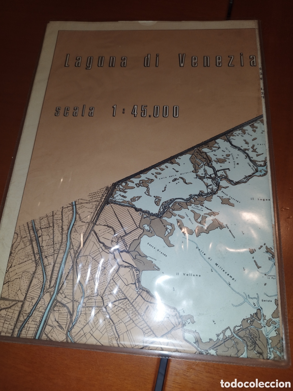 Libros de segunda mano: PLANO DESPLEGABLE DE LA LAGUNA DI VENEZIA SCALA 1:45.000. 1984