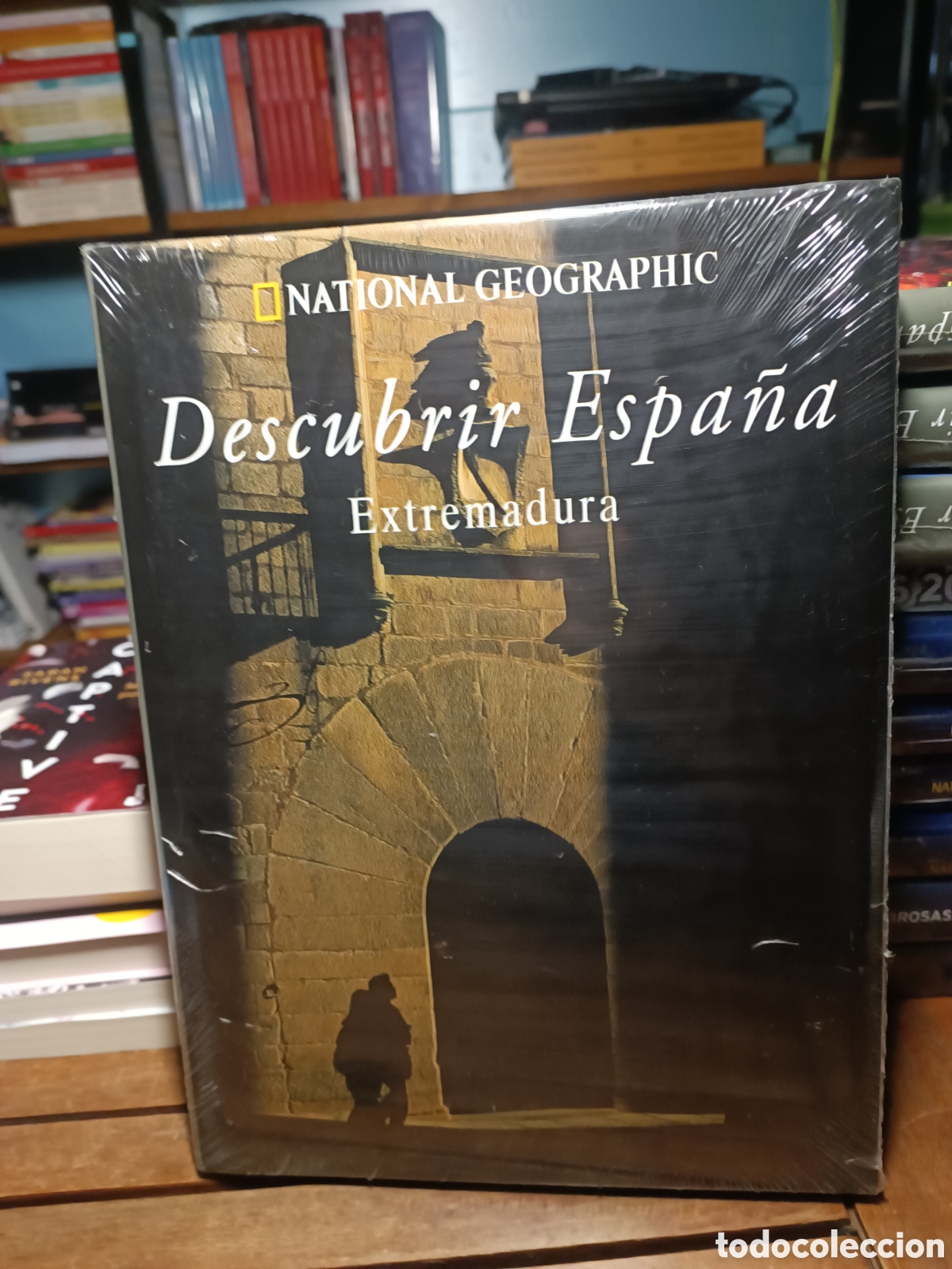 Libros de segunda mano: Descubrir Espa&ntilde;a Extremadura national geographic 11 precintado