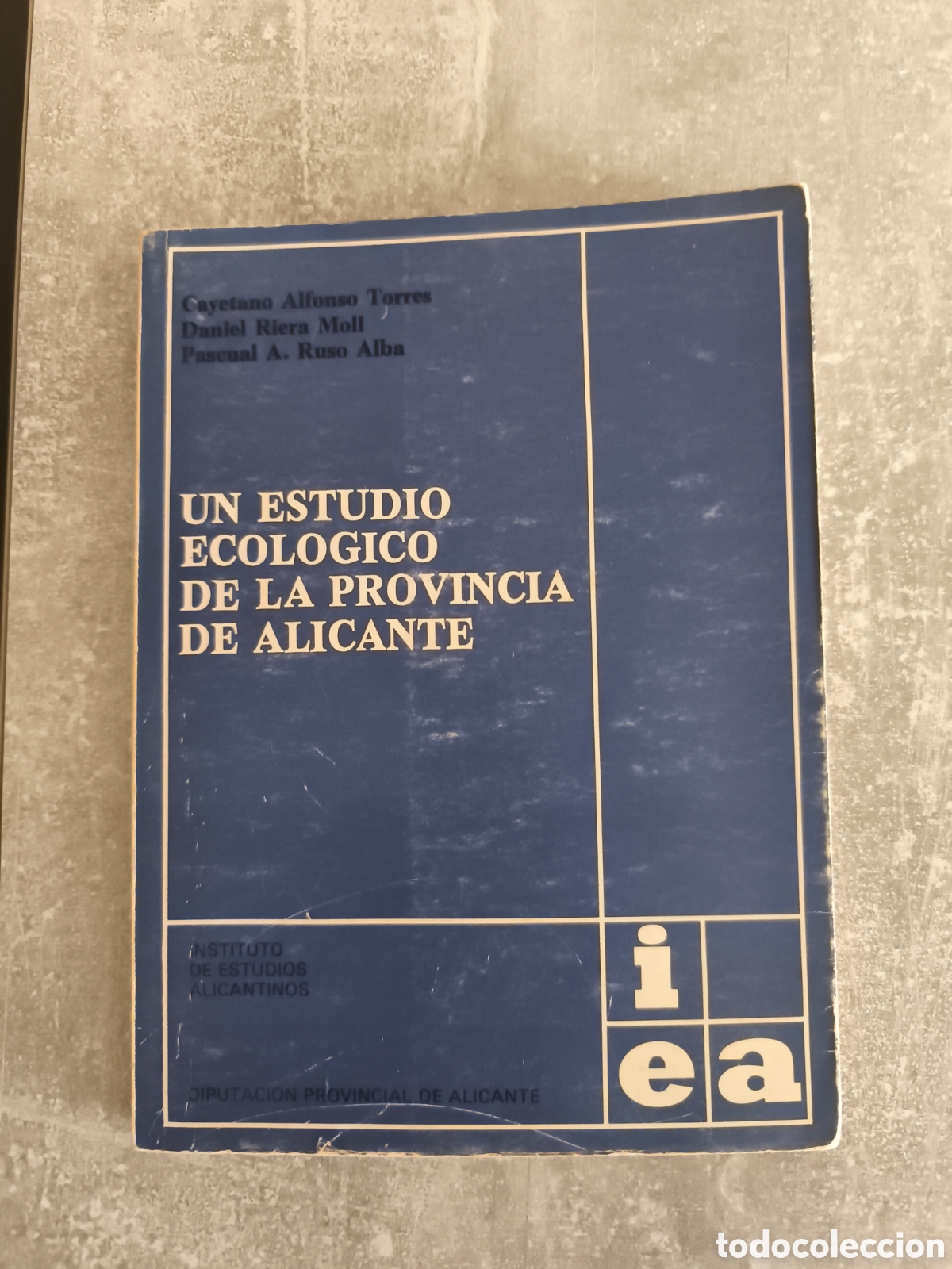 Second hand books: Un estudio ecol&oacute;gico de la provincia de Alicante