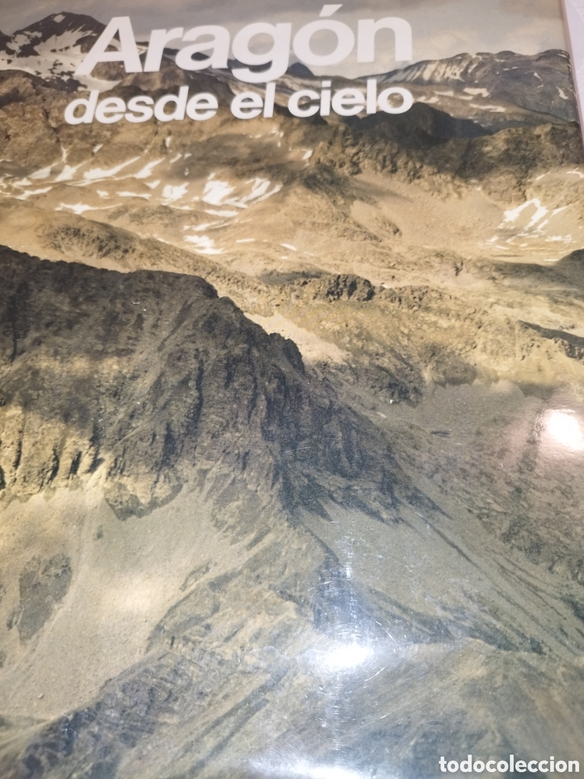 Second hand books: ARAGON DESDE EL CIELO.- VV.AA. ED. BANCO SANTANDER, 1990 MUY ILUSTRADO.