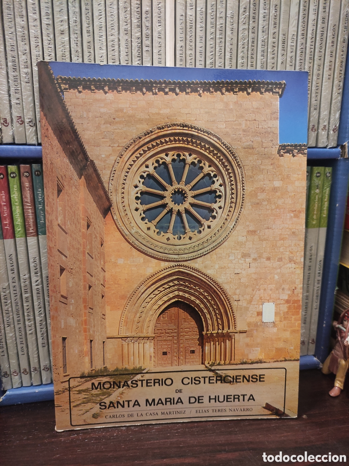 Libros de segunda mano: MONASTERIO CISTERCIENSE DE SANTA MARIA DE HUERTA - CARLOS DE LA CASA MARTINEZ