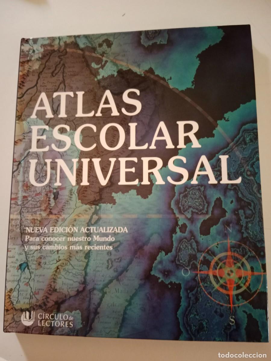 Libros de segunda mano: ATLAS ESCOLAR UNIVERSAL. EDICION C&Iacute;RCULO DE LECTORES. 2000