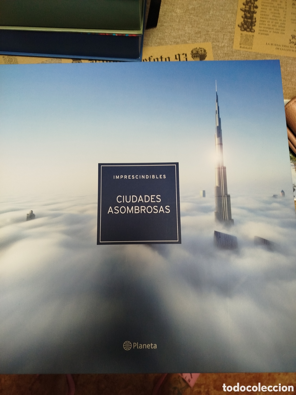 Libros de segunda mano: Libro Imprescindibles Ciudades Asombrosas